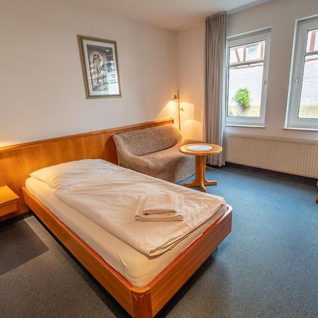 Hotel Pflum Mit Gaestehaus Nuertingen Ngoại thất bức ảnh